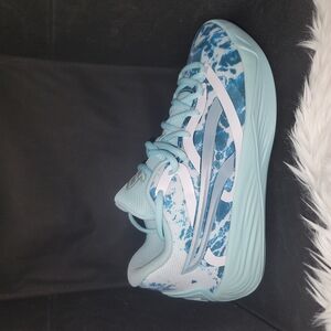 #108 Puma Stewie Blue and White Athletic Sneakers